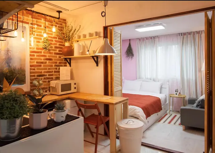Hongdae Min House