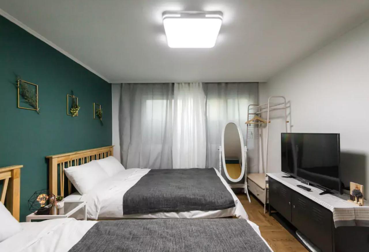 Hongdae Min House * Seoul